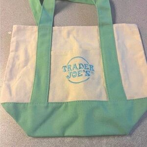 Trader Joe’s Viral Mint and Cream Mini Tote Bag